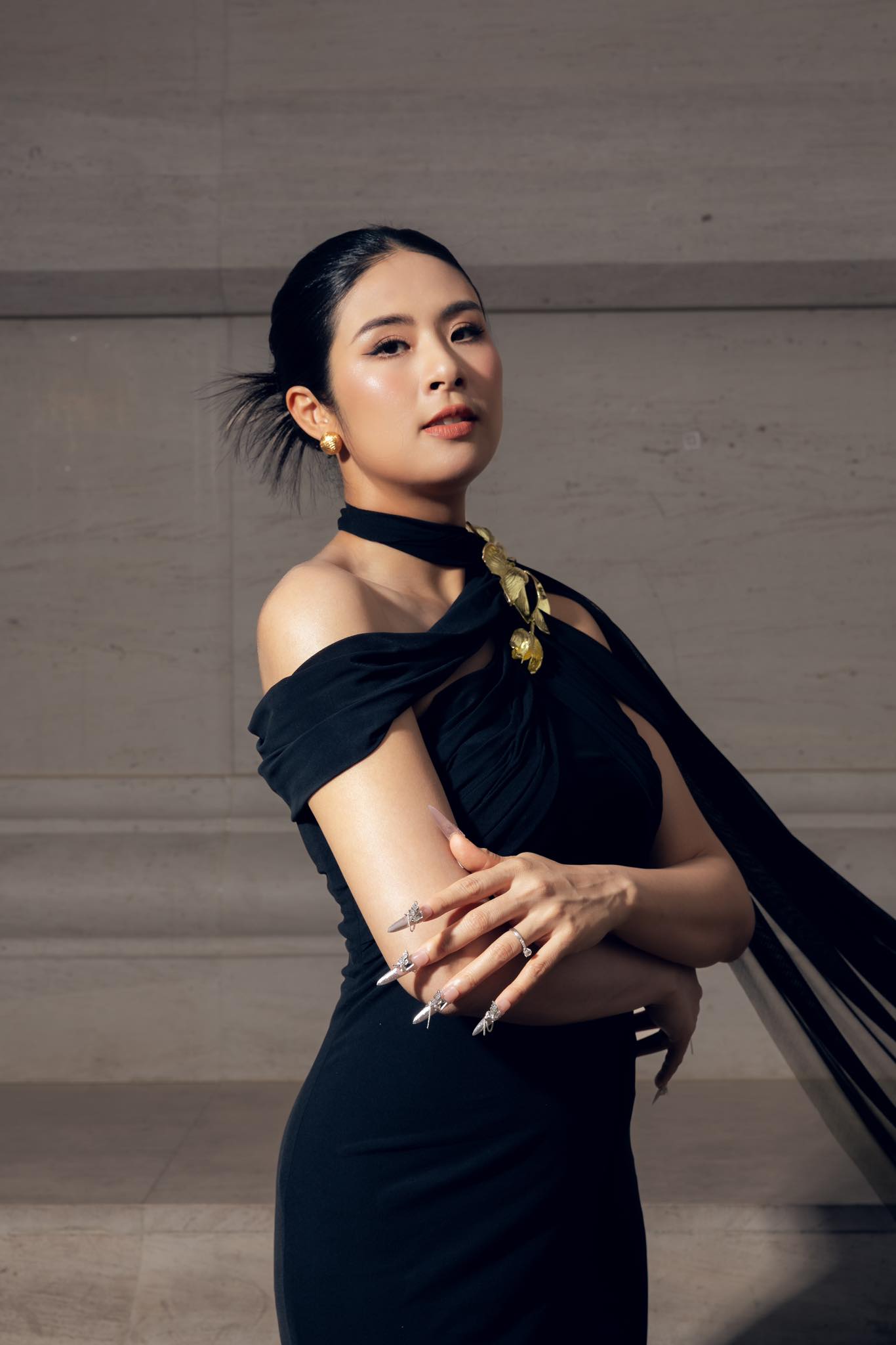 Hội phu nhân hào môn toàn Hoa - Á hậu đình đám Vbiz tụ họp: Đỗ Mỹ Linh có lép vế trước MC Mai Ngọc?- Ảnh 7.