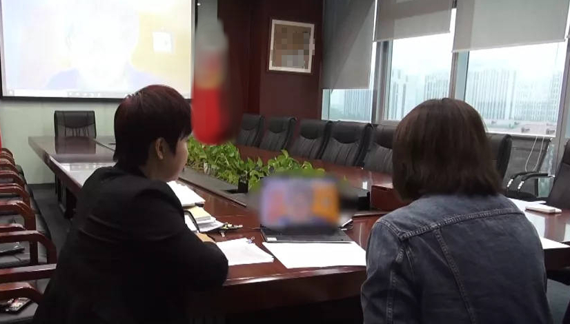 Chưa từng vay tiền, người phụ nữ bị thông báo nợ xấu 2,1 tỷ đồng, ngân hàng tung bằng chứng, khẳng định: “Chị hoặc em gái phải trả số tiền này”- Ảnh 1.