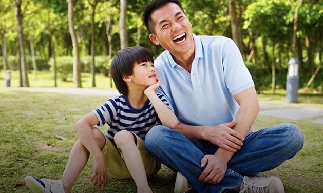 Dù có tiền hay không, cha mẹ cũng phải hào phóng với con cái ở 4 phương diện này: Con lớn lên tự tin, rạng rỡ, tương lai xán lạn- Ảnh 5. Dù có tiền hay không, cha mẹ cũng phải hào phóng với con cái ở 4 phương diện này: Con lớn lên tự tin, rạng rỡ, tương lai xán lạn- Ảnh 5.