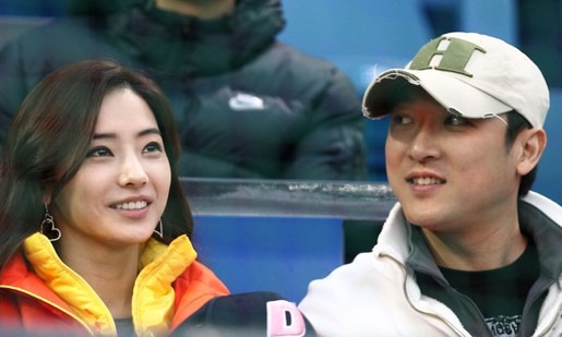 Lời cầu hôn 140 tỷ đồng của "búp bê xứ Hàn": Nhẫn cưới, căn hộ hoành tráng đến chấn động, sau 18 năm thế nào?- Ảnh 3.