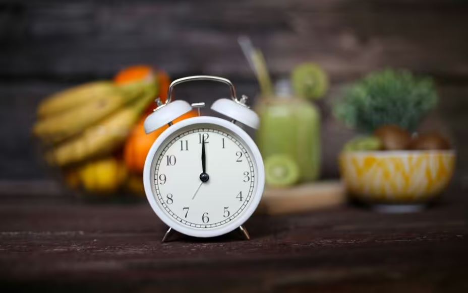 11h trưa là thời điểm vàng để làm 1 điều: Mỡ máu, huyết áp sẽ vô cùng ‘biết ơn’- Ảnh 2. 11h trưa là thời điểm vàng để làm 1 điều: Mỡ máu, huyết áp sẽ vô cùng ‘biết ơn’- Ảnh 2.