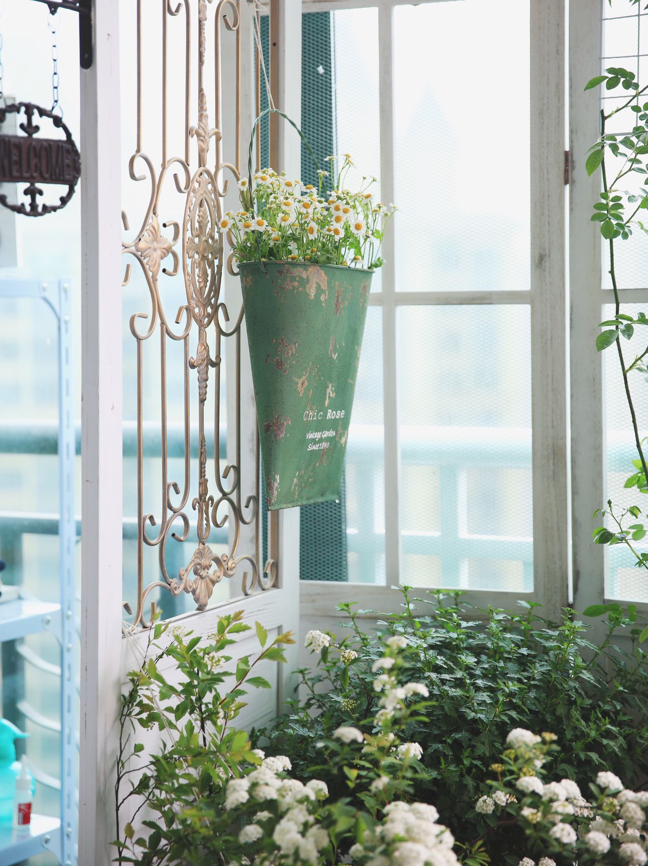 Với khu vườn 5m² trên ban công, cô gái trẻ tìm thấy một không gian thư giãn, giúp cân bằng lại cuộc sống giữa bộn bề công việc và lo toan- Ảnh 12. Với khu vườn 5m² trên ban công, cô gái trẻ tìm thấy một không gian thư giãn, giúp cân bằng lại cuộc sống giữa bộn bề công việc và lo toan- Ảnh 12.