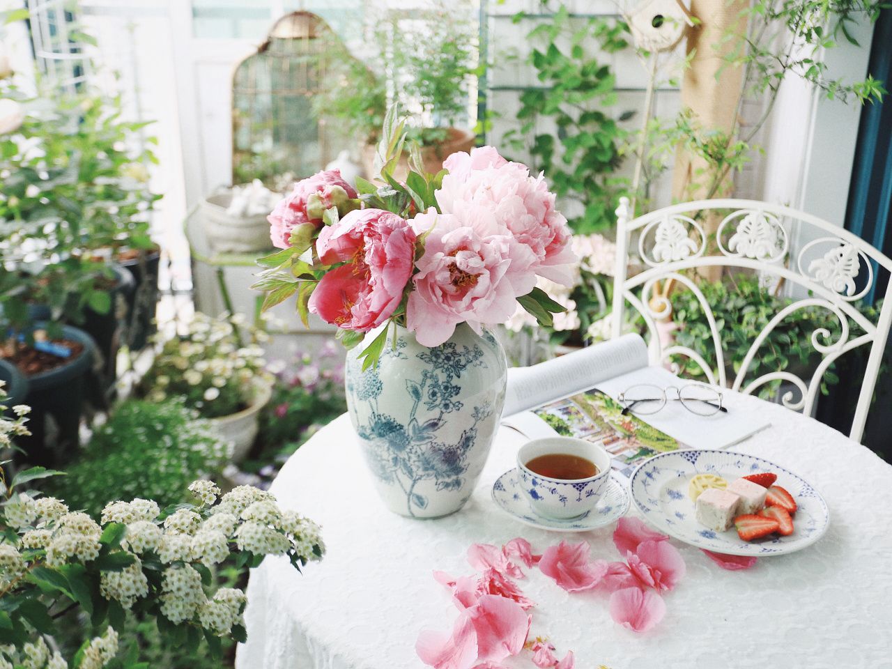 Với khu vườn 5m² trên ban công, cô gái trẻ tìm thấy một không gian thư giãn, giúp cân bằng lại cuộc sống giữa bộn bề công việc và lo toan- Ảnh 20. Với khu vườn 5m² trên ban công, cô gái trẻ tìm thấy một không gian thư giãn, giúp cân bằng lại cuộc sống giữa bộn bề công việc và lo toan- Ảnh 20.