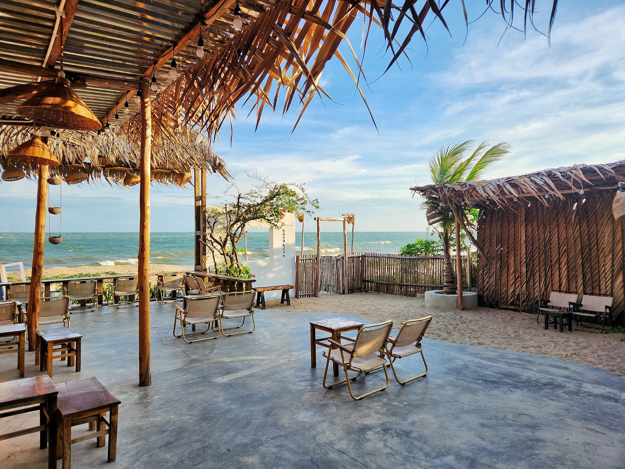 Vợ chồng trẻ từ bỏ lương cố định, rời phố về Phan Thiết: Sống chậm bên biển, tự quản lý tài chính, vất vả nhưng đáng- Ảnh 7.