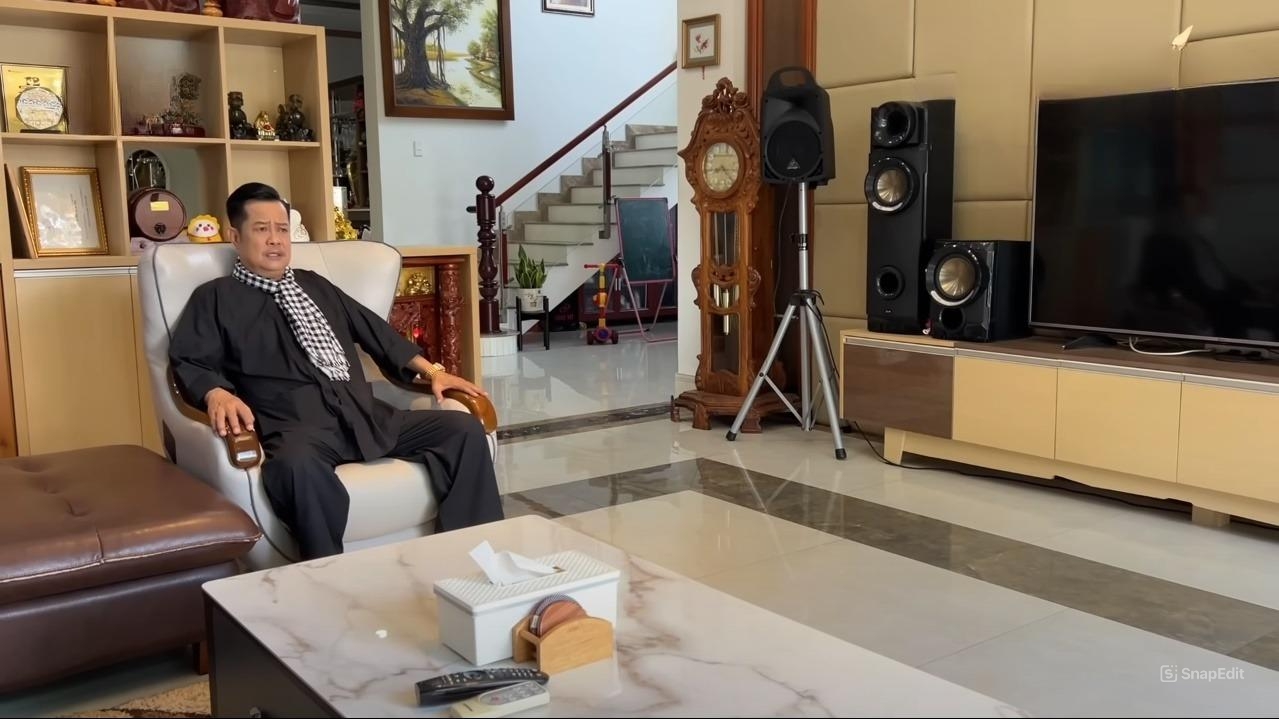 Biệt thự hoành tráng và nhà hàng mặt tiền bề thế của "Hai Lúa" Thanh Nam ở tuổi U70- Ảnh 6.