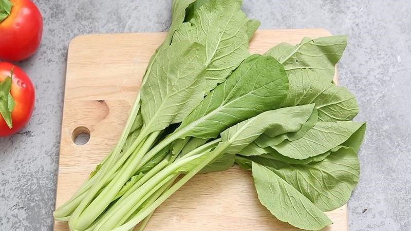 Đi chợ phải lưu ý 4 loại rau này vì có thể “ngậm” nhiều thuốc trừ sâu, toàn rau quen thuộc nhiều người ăn mỗi ngày- Ảnh 4. Đi chợ phải lưu ý 4 loại rau này vì có thể “ngậm” nhiều thuốc trừ sâu, toàn rau quen thuộc nhiều người ăn mỗi ngày- Ảnh 4.