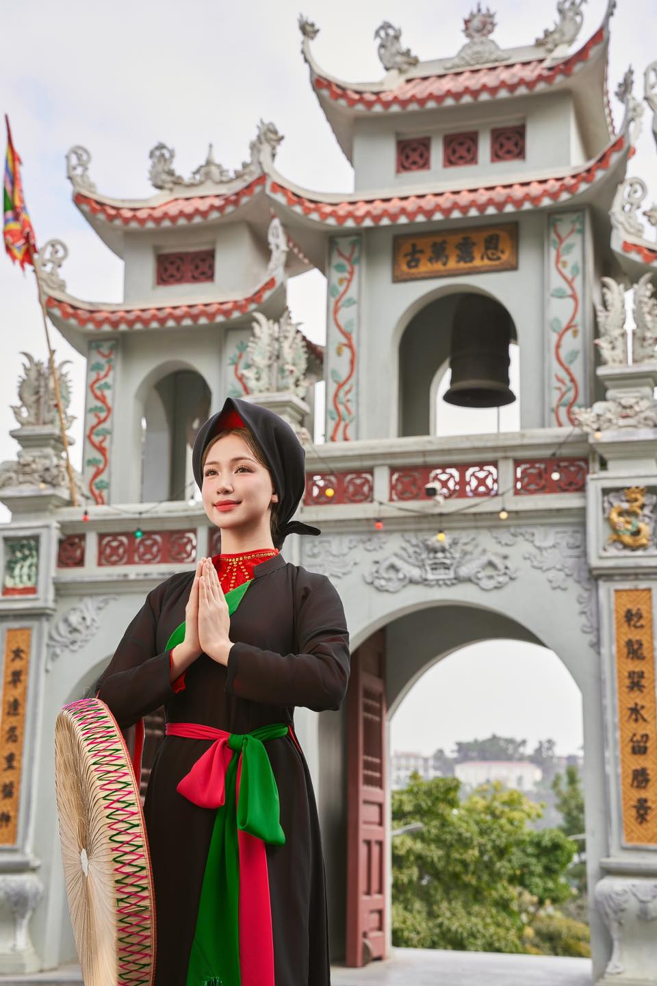 Có một thế hệ nghệ sĩ và khán giả khát khao gìn giữ bản sắc dân tộc, viết tiếp câu chuyện hòa bình theo cách riêng của mình- Ảnh 3. Có một thế hệ nghệ sĩ và khán giả khát khao gìn giữ bản sắc dân tộc, viết tiếp câu chuyện hòa bình theo cách riêng của mình- Ảnh 3.