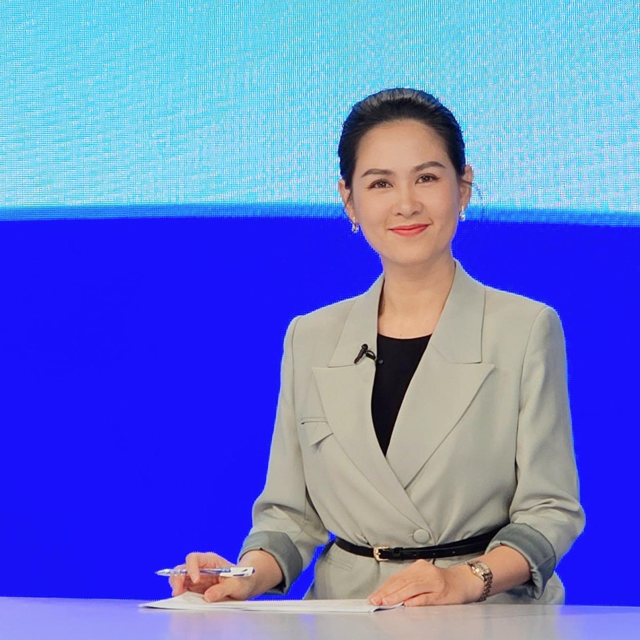 Danh tính nữ MC của VTV có pha xử lý EQ cao- Ảnh 5. Danh tính nữ MC của VTV có pha xử lý EQ cao- Ảnh 5.