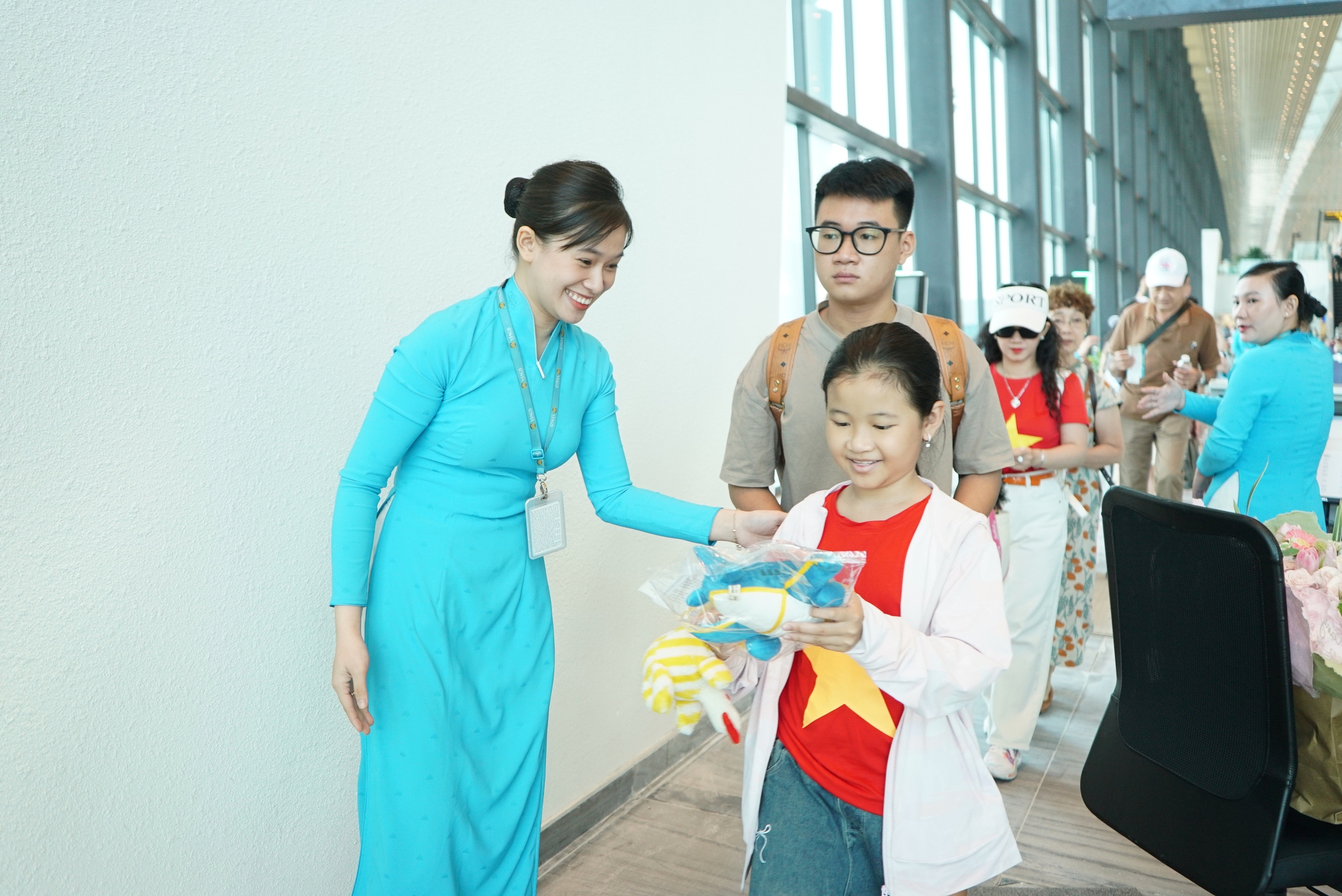 Vietnam Airlines tiếp tục báo lãi kỷ lục- Ảnh 1. Vietnam Airlines tiếp tục báo lãi kỷ lục- Ảnh 1.