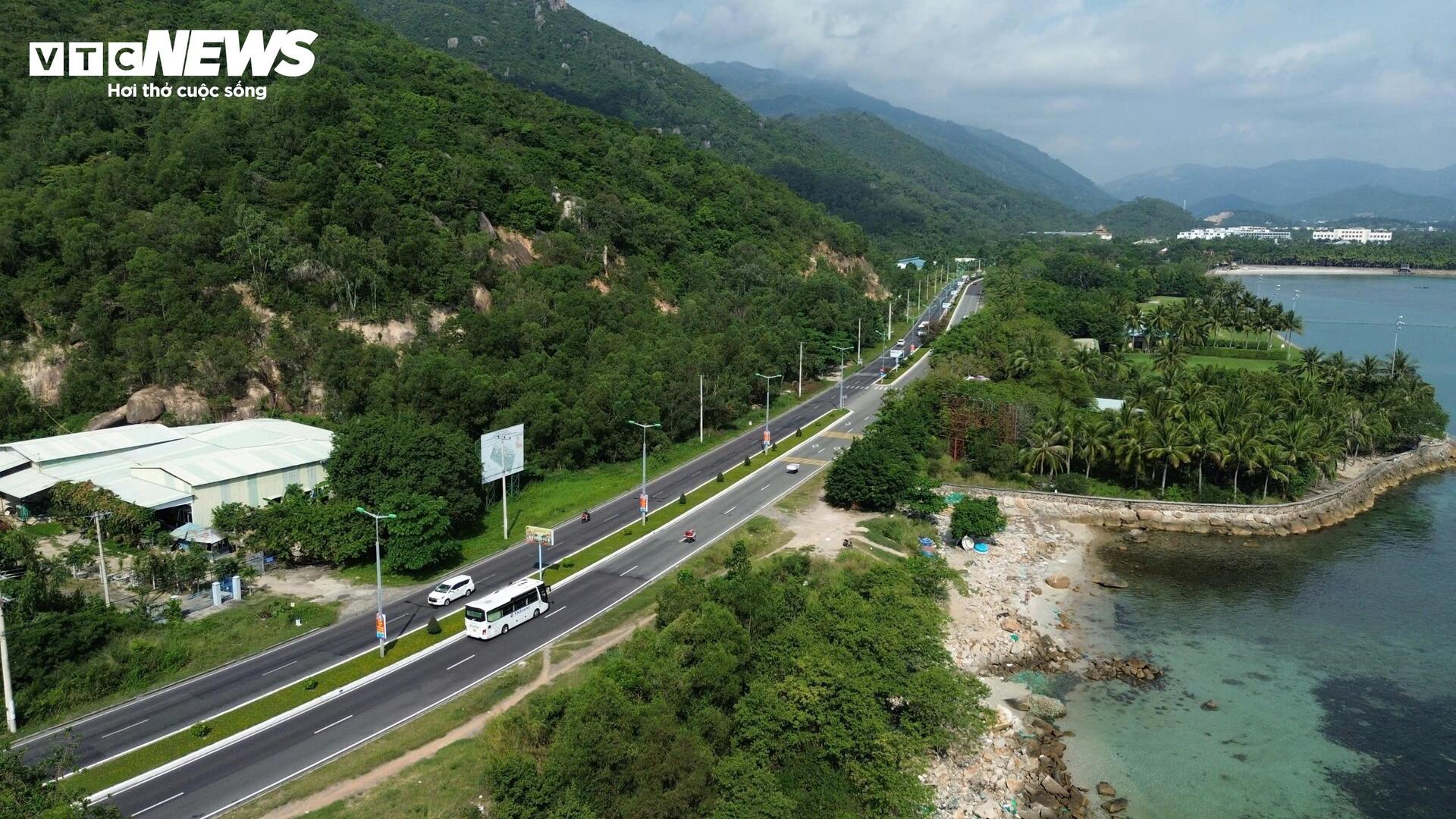 Vẻ thơ mộng của cung đường ven biển nối Khánh Hòa - Ninh Thuận- Ảnh 9. Vẻ thơ mộng của cung đường ven biển nối Khánh Hòa - Ninh Thuận- Ảnh 9.