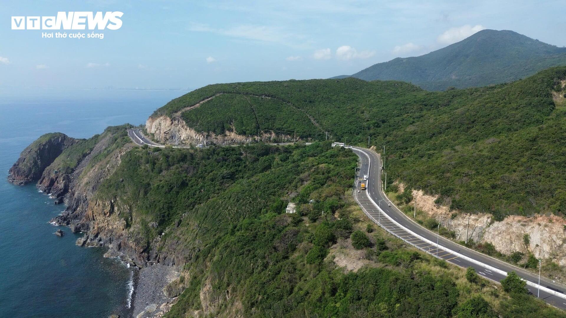 Vẻ thơ mộng của cung đường ven biển nối Khánh Hòa - Ninh Thuận- Ảnh 1. Vẻ thơ mộng của cung đường ven biển nối Khánh Hòa - Ninh Thuận- Ảnh 1.