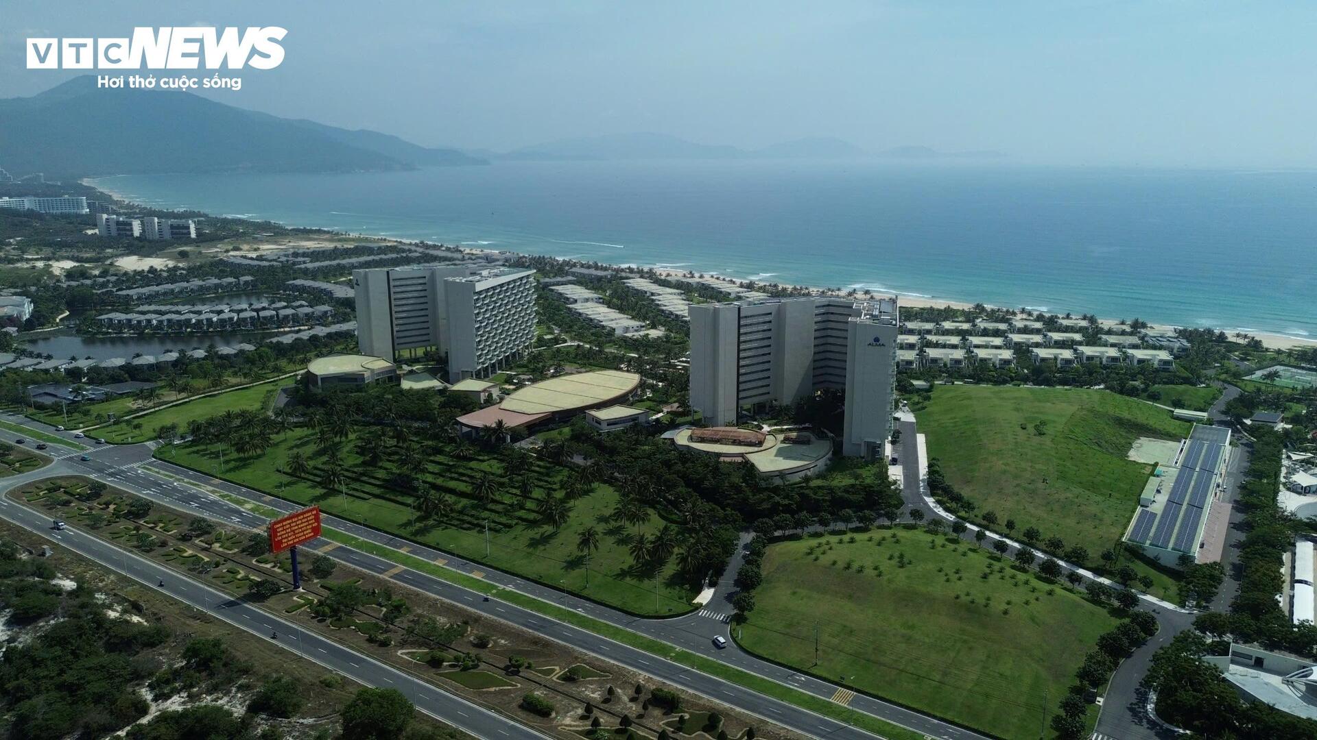 Vẻ thơ mộng của cung đường ven biển nối Khánh Hòa - Ninh Thuận- Ảnh 4. Vẻ thơ mộng của cung đường ven biển nối Khánh Hòa - Ninh Thuận- Ảnh 4.