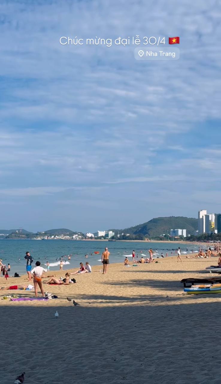 30/4: Bảo tàng Lịch sử Quân sự tạm ngưng đón khách vì quá tải, Đà Lạt lại mang đến khung cảnh khác lạ hiếm thấy- Ảnh 25. 30/4: Bảo tàng Lịch sử Quân sự tạm ngưng đón khách vì quá tải, Đà Lạt lại mang đến khung cảnh khác lạ hiếm thấy- Ảnh 25.