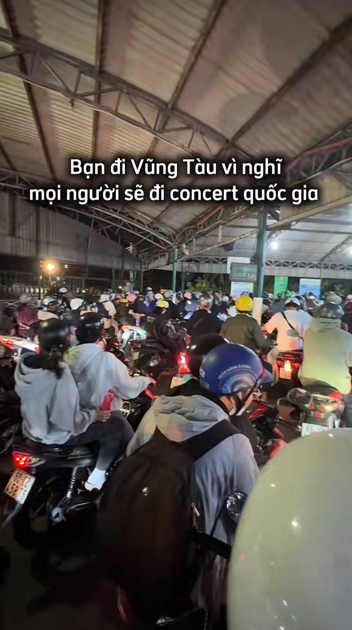 30/4: Bảo tàng Lịch sử Quân sự tạm ngưng đón khách vì quá tải, Đà Lạt lại mang đến khung cảnh khác lạ hiếm thấy- Ảnh 29. 30/4: Bảo tàng Lịch sử Quân sự tạm ngưng đón khách vì quá tải, Đà Lạt lại mang đến khung cảnh khác lạ hiếm thấy- Ảnh 29.
