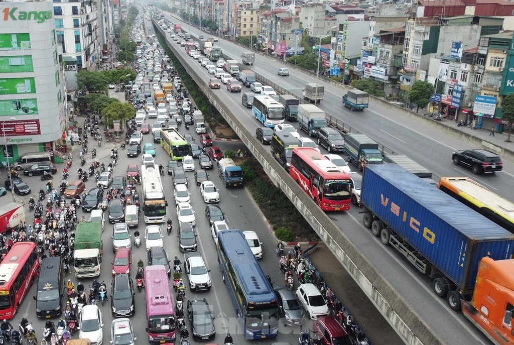 Sửa chữa gấp các gối trụ cầu Vành đai 3 trên cao bị xô lệch- Ảnh 3.