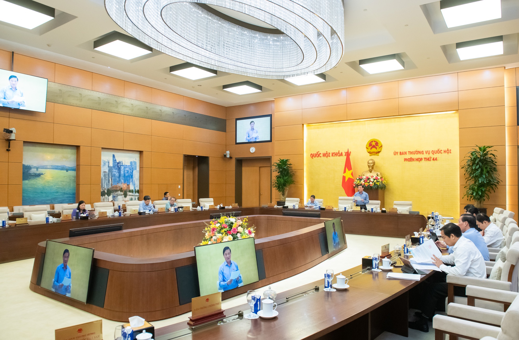 Đề xuất bỏ thi nâng ngạch; bổ nhiệm cán bộ, công chức vào ngạch theo vị trí việc làm- Ảnh 1. Đề xuất bỏ thi nâng ngạch; bổ nhiệm cán bộ, công chức vào ngạch theo vị trí việc làm- Ảnh 1.