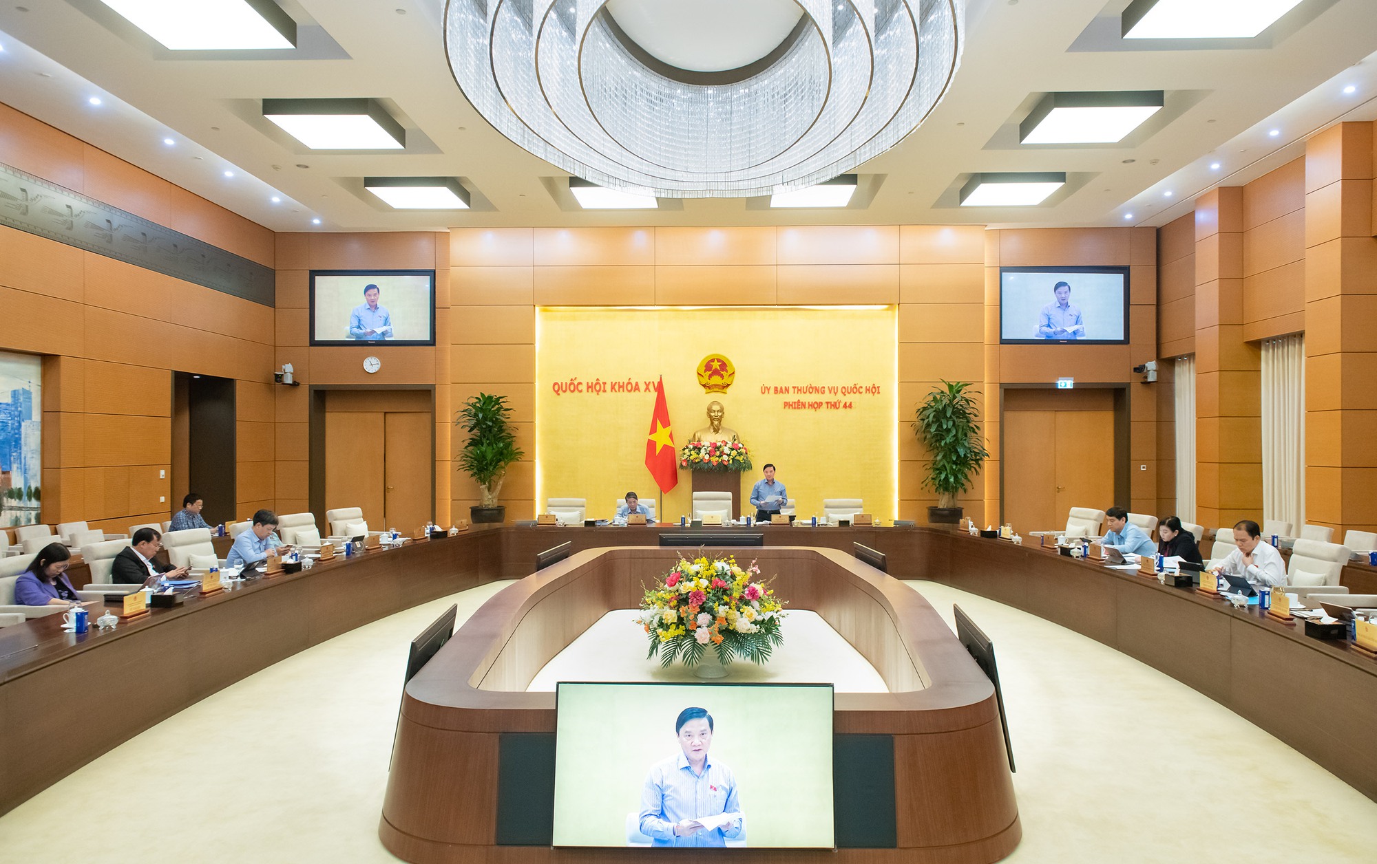 Đề xuất bỏ thi nâng ngạch; bổ nhiệm cán bộ, công chức vào ngạch theo vị trí việc làm- Ảnh 7. Đề xuất bỏ thi nâng ngạch; bổ nhiệm cán bộ, công chức vào ngạch theo vị trí việc làm- Ảnh 7.