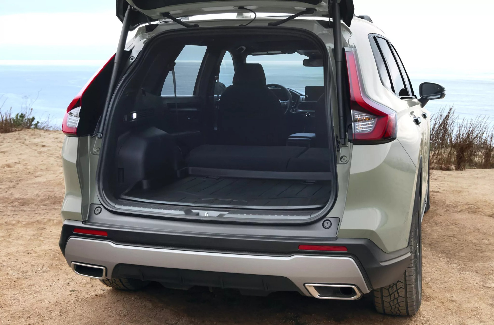 Honda CR-V 2025 ra mắt: Thêm bản offroad 204hp, ngay từ bản base đã có màn 9inch và 1 option rất quen thuộc- Ảnh 11. Honda CR-V 2025 ra mắt: Thêm bản offroad 204hp, ngay từ bản base đã có màn 9inch và 1 option rất quen thuộc- Ảnh 11.