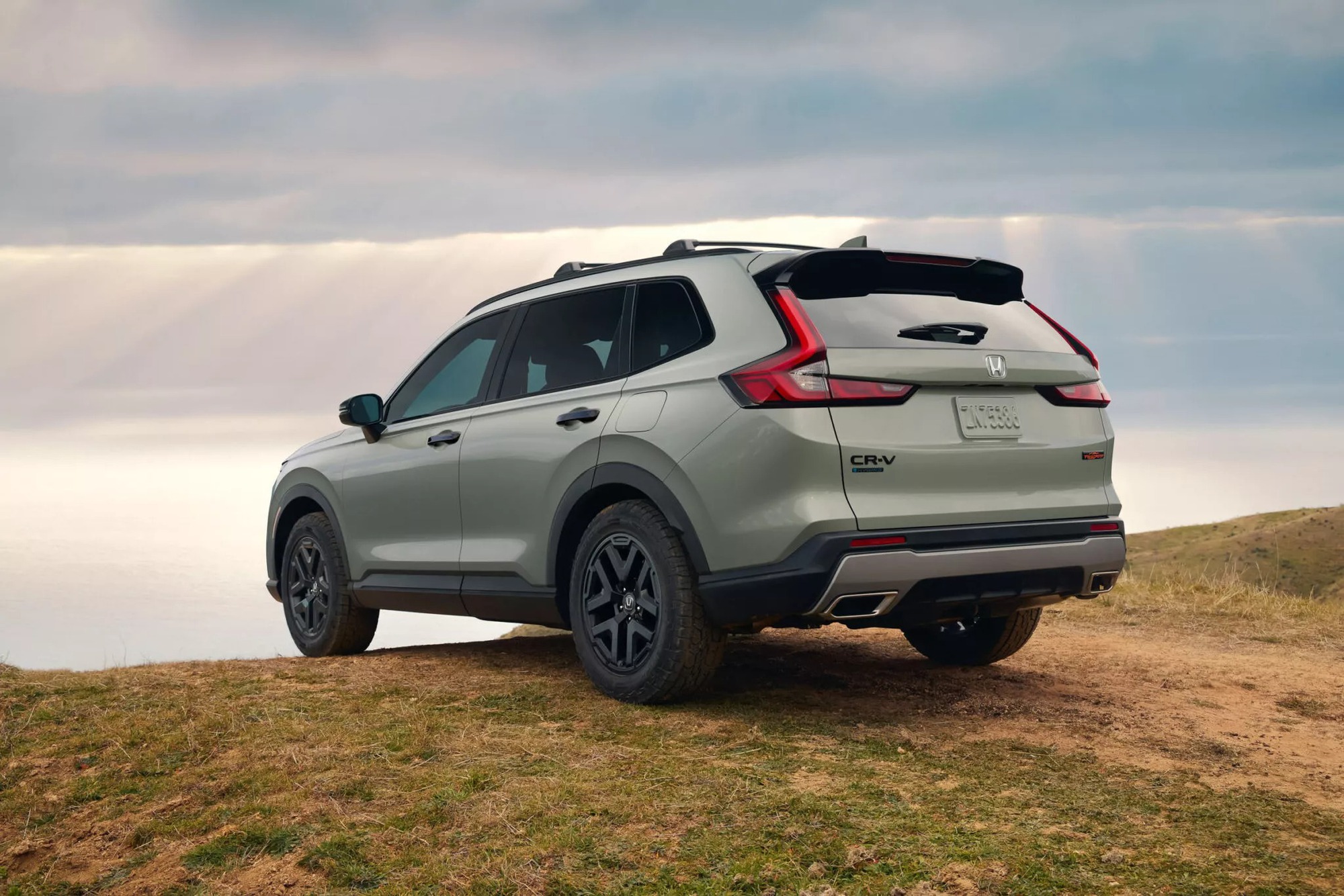 Honda CR-V 2025 ra mắt: Thêm bản offroad 204hp, ngay từ bản base đã có màn 9inch và 1 option rất quen thuộc- Ảnh 2. Honda CR-V 2025 ra mắt: Thêm bản offroad 204hp, ngay từ bản base đã có màn 9inch và 1 option rất quen thuộc- Ảnh 2.