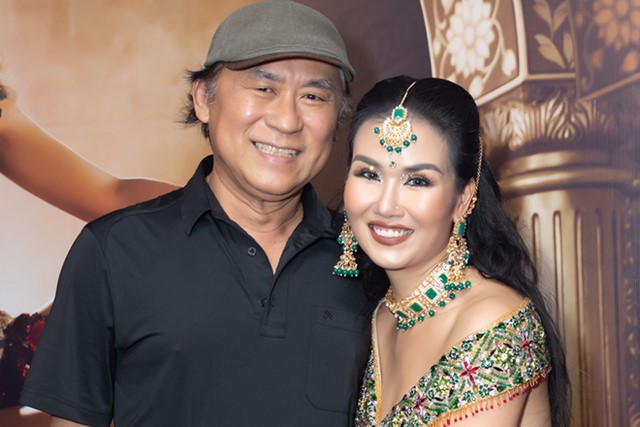Nam nghệ sĩ là biểu tượng của nhạc Việt, nửa cuộc đời “truyền lửa” cho thế hệ trẻ, cất giọng mở màn tại đại lễ 30/4 khiến ai nấy nổi da gà!- Ảnh 5. Nam nghệ sĩ là biểu tượng của nhạc Việt, nửa cuộc đời “truyền lửa” cho thế hệ trẻ, cất giọng mở màn tại đại lễ 30/4 khiến ai nấy nổi da gà!- Ảnh 5.