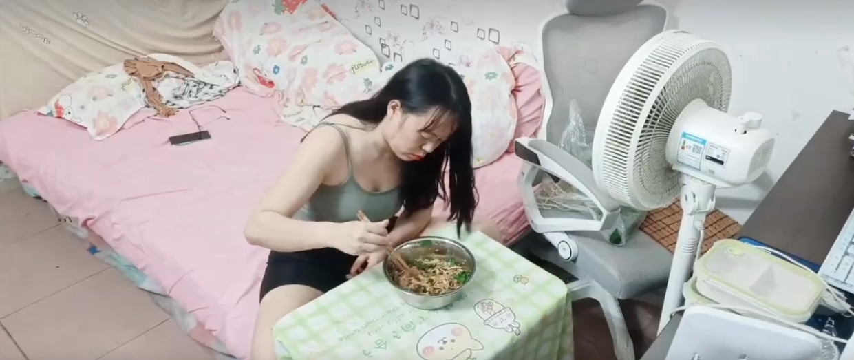 Lương 21 triệu cô gái chỉ ăn bữa cơm 10k/bữa, tiêu không quá 40k mỗi ngày: Nín lặng khi biết lý do tiết kiệm- Ảnh 7. Lương 21 triệu cô gái chỉ ăn bữa cơm 10k/bữa, tiêu không quá 40k mỗi ngày: Nín lặng khi biết lý do tiết kiệm- Ảnh 7.