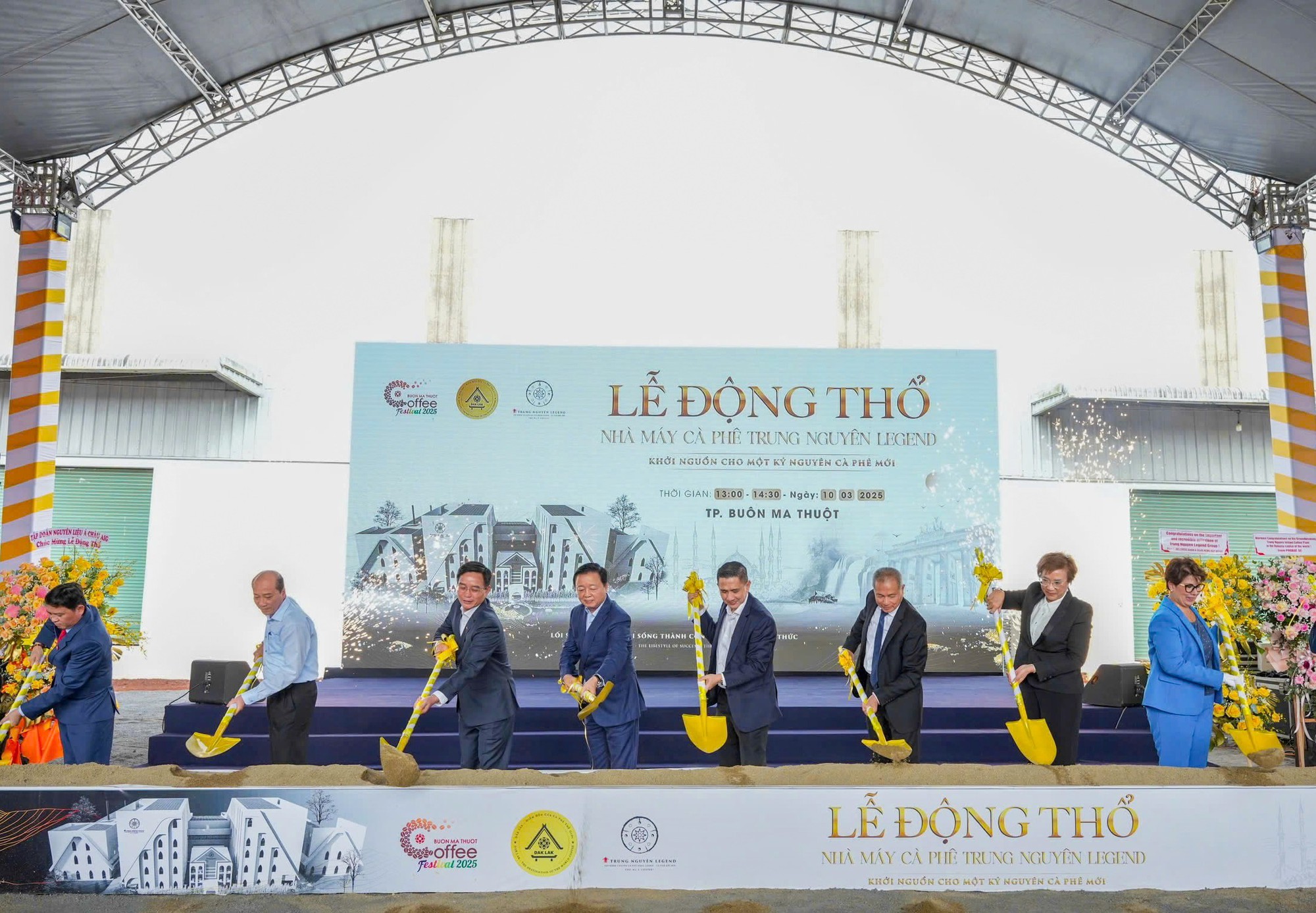 Việt Nam 'đổ bê tông' vị thế xuất khẩu cà phê lớn thứ 2 thế giới: Trung Nguyên, Highlands, Nestlé đua nhau xây nhà máy nghìn tỷ- Ảnh 3. Việt Nam 'đổ bê tông' vị thế xuất khẩu cà phê lớn thứ 2 thế giới: Trung Nguyên, Highlands, Nestlé đua nhau xây nhà máy nghìn tỷ- Ảnh 3.