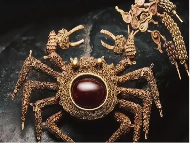 Bán nhà 4 tỷ lấy một con cua vàng, cô gái nói không hối hận: Chuyên gia đưa ra kết luận gây kinh ngạc- Ảnh 1.