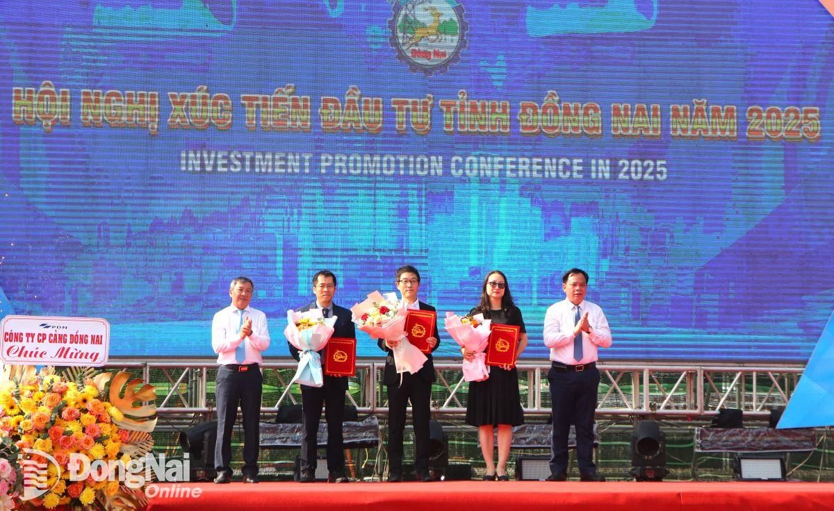 Việt Nam 'đổ bê tông' vị thế xuất khẩu cà phê lớn thứ 2 thế giới: Trung Nguyên, Highlands, Nestlé đua nhau xây nhà máy nghìn tỷ- Ảnh 1. Việt Nam 'đổ bê tông' vị thế xuất khẩu cà phê lớn thứ 2 thế giới: Trung Nguyên, Highlands, Nestlé đua nhau xây nhà máy nghìn tỷ- Ảnh 1.