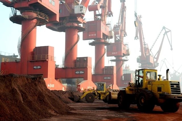 Trung Quốc siết xuất khẩu loạt ‘hàng hiếm’ sang Mỹ, EU tận dụng thời cơ quay lưng với hàng Nga, gom mua ồ ạt từ Bắc Kinh- Ảnh 1. Trung Quốc siết xuất khẩu loạt ‘hàng hiếm’ sang Mỹ, EU tận dụng thời cơ quay lưng với hàng Nga, gom mua ồ ạt từ Bắc Kinh- Ảnh 1.