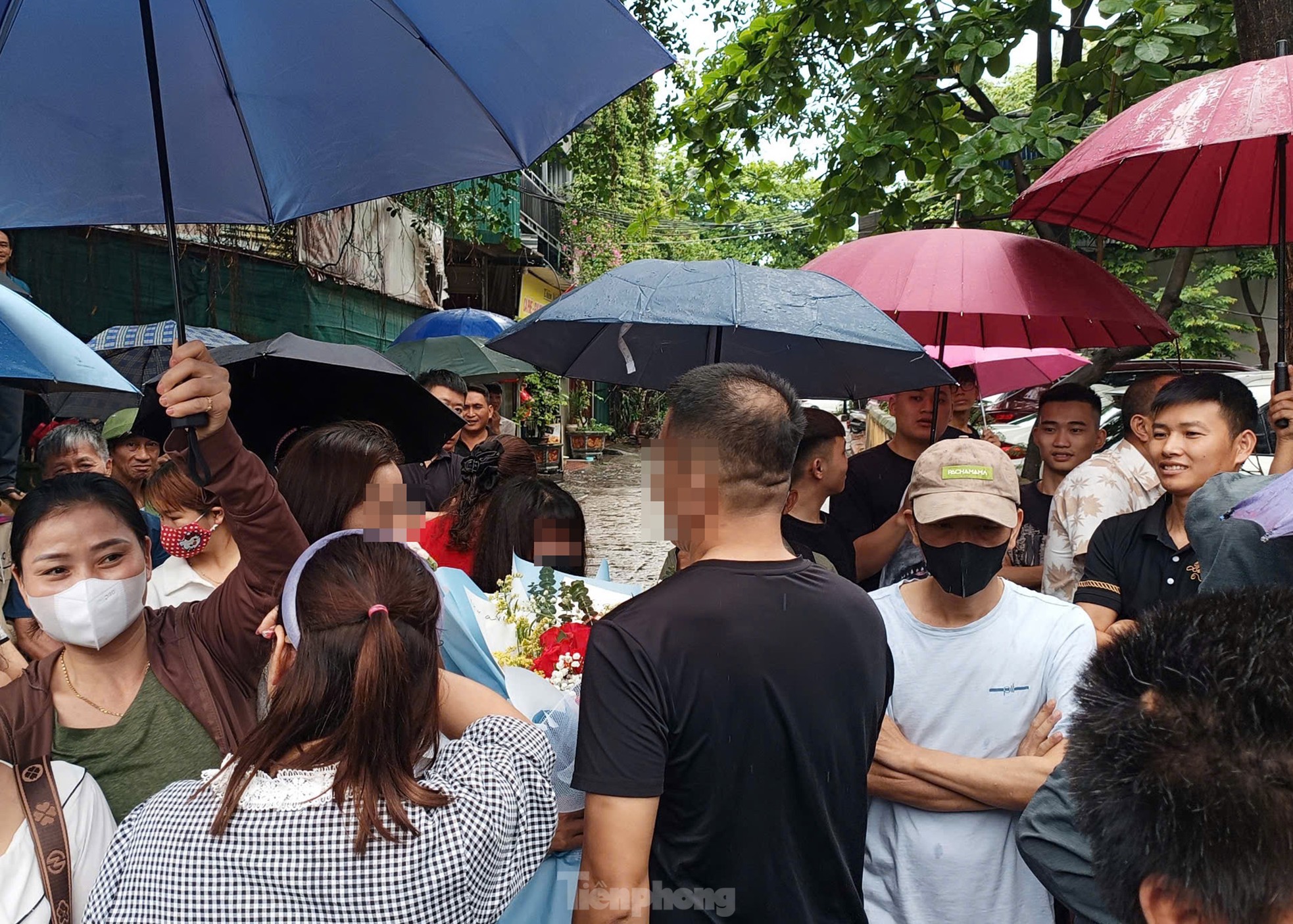 Công an Hà Nội công bố Quyết định đặc xá cho 139 phạm nhân dịp 30/4- Ảnh 18. Công an Hà Nội công bố Quyết định đặc xá cho 139 phạm nhân dịp 30/4- Ảnh 18.
