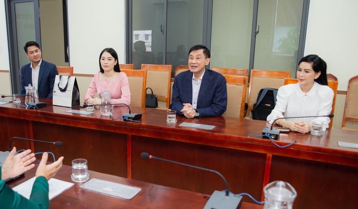 Sao nữ Vbiz cưới xa hoa ở nước ngoài nhưng đột ngột huỷ hôn lễ hào môn tại Việt Nam, biết nguyên nhân thật mới vỡ lẽ- Ảnh 7. Sao nữ Vbiz cưới xa hoa ở nước ngoài nhưng đột ngột huỷ hôn lễ hào môn tại Việt Nam, biết nguyên nhân thật mới vỡ lẽ- Ảnh 7.