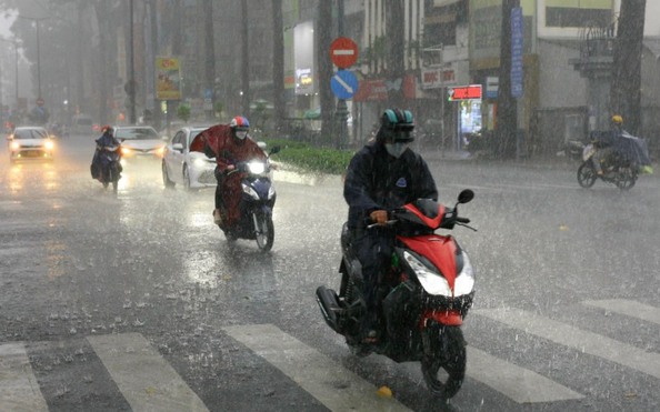 Sáng nay TP HCM có mưa to, thời tiết trong ngày diễn biến ra sao?- Ảnh 1. Sáng nay TP HCM có mưa to, thời tiết trong ngày diễn biến ra sao?- Ảnh 1.