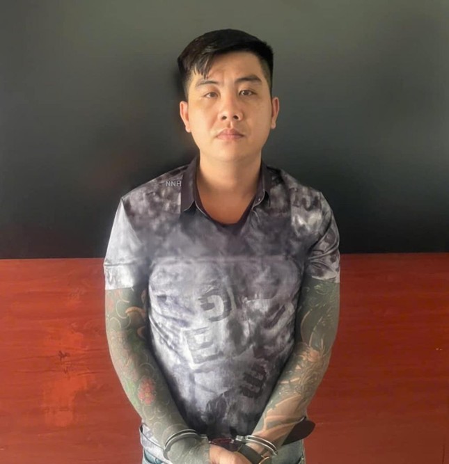 Dùng tài khoản 'ảo' do nhóm hoạt động rửa tiền cung cấp để đi lừa đảo- Ảnh 1. Dùng tài khoản 'ảo' do nhóm hoạt động rửa tiền cung cấp để đi lừa đảo- Ảnh 1.