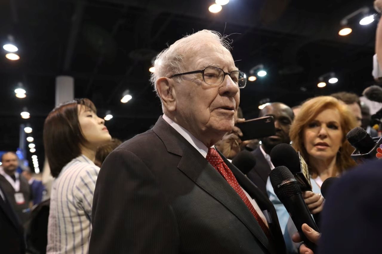 Warren Buffett mắc sai lầm, mất trắng 6,4 tỷ USD, cho thương vụ ‘ra rìa’ tại ĐHCĐ sau 3 năm ca ngợi liên tiếp- Ảnh 1. Warren Buffett mắc sai lầm, mất trắng 6,4 tỷ USD, cho thương vụ ‘ra rìa’ tại ĐHCĐ sau 3 năm ca ngợi liên tiếp- Ảnh 1.