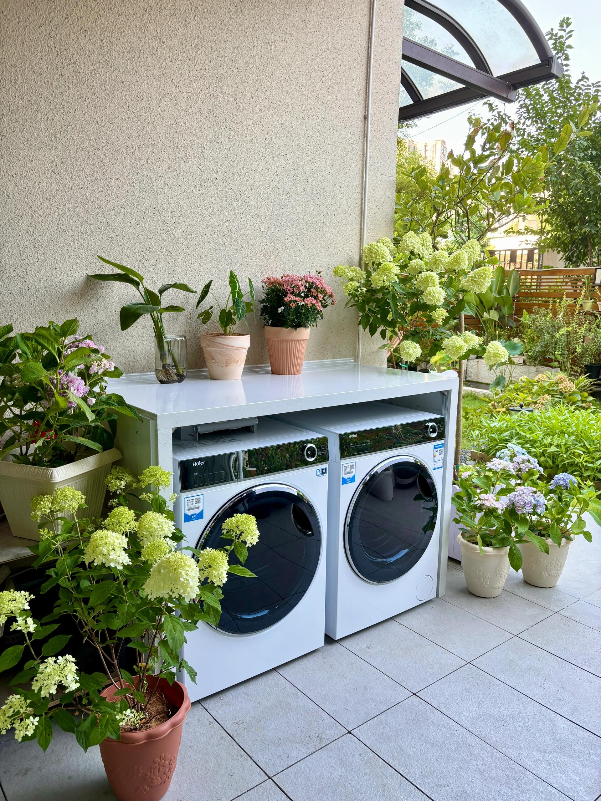 Phụ nữ trung niên 45 tuổi và giấc mơ sân vườn giữa lòng phố: Tự tay cải tạo mảnh sân 70m², sống chậm, sống xanh mỗi ngày- Ảnh 10. Phụ nữ trung niên 45 tuổi và giấc mơ sân vườn giữa lòng phố: Tự tay cải tạo mảnh sân 70m², sống chậm, sống xanh mỗi ngày- Ảnh 10.