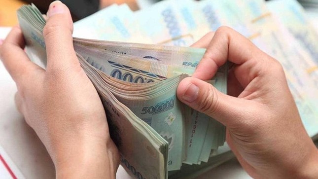 Nghỉ việc do sắp xếp bộ máy được hưởng ngay lương hưu kèm 2 chế độ- Ảnh 1. Nghỉ việc do sắp xếp bộ máy được hưởng ngay lương hưu kèm 2 chế độ- Ảnh 1.