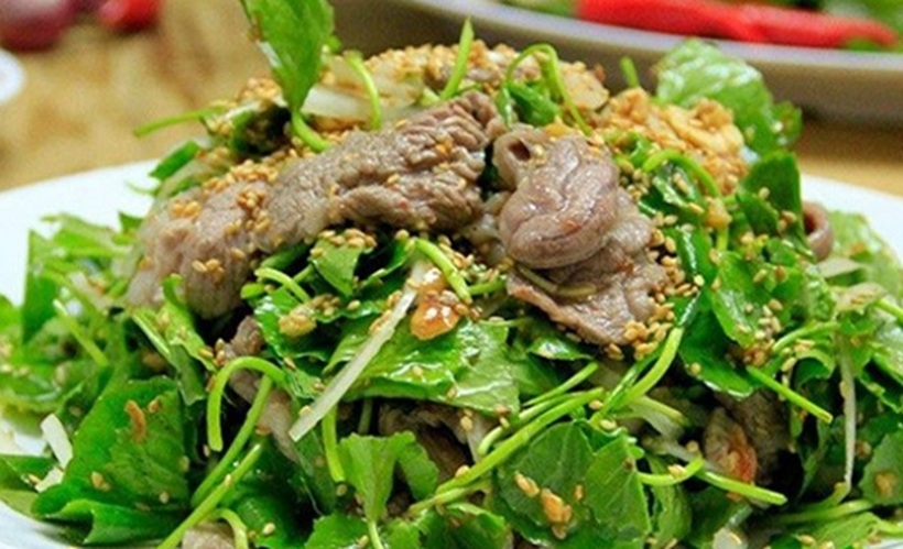 Rau "nhà nghèo" mọc dại hóa "thần dược", dân tình săn lùng khắp chợ với giá không tưởng- Ảnh 3.