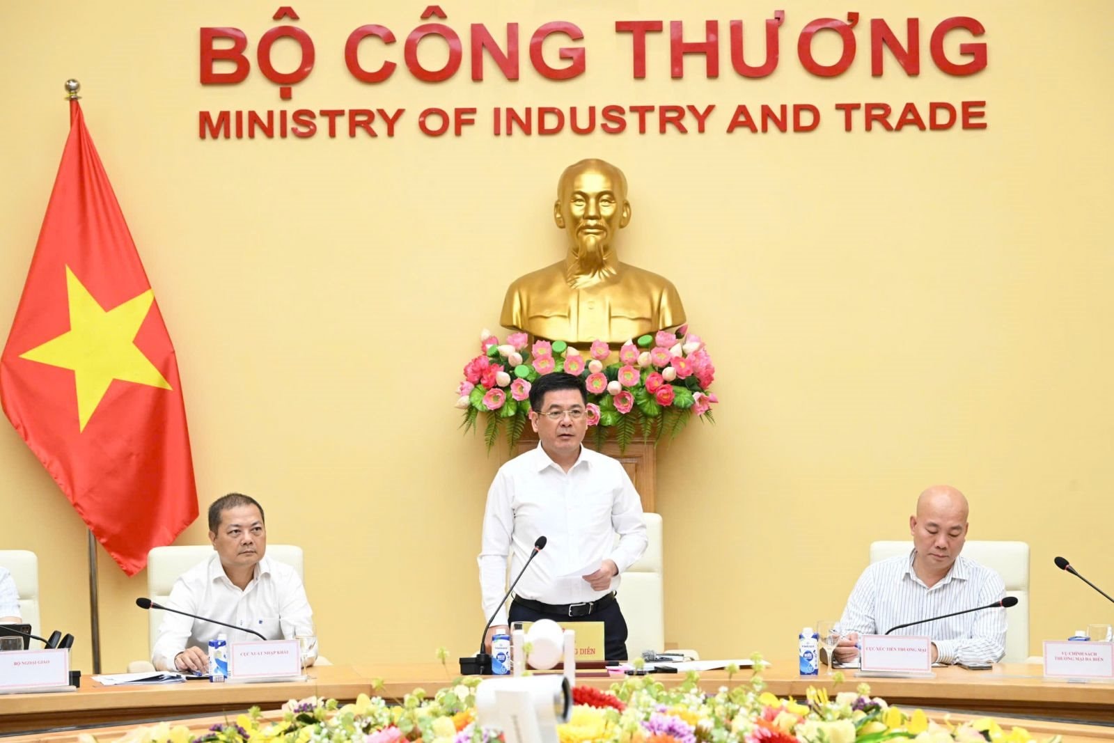 Kết quả Hội nghị thúc đẩy thương mại Việt Nam - Hoa Kỳ- Ảnh 1. Kết quả Hội nghị thúc đẩy thương mại Việt Nam - Hoa Kỳ- Ảnh 1.