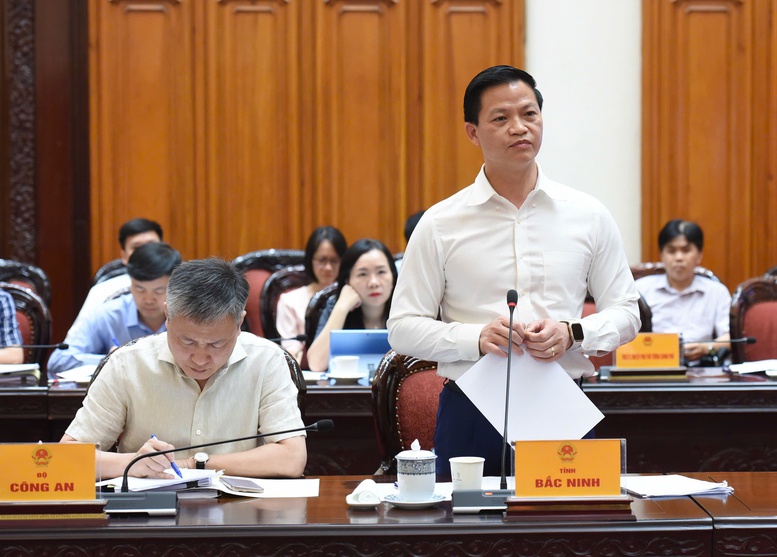 Thủ tướng: Xây dựng sân bay Gia Bình và tuyến đường về Hà Nội xứng tầm kỷ nguyên vươn mình- Ảnh 5. Thủ tướng: Xây dựng sân bay Gia Bình và tuyến đường về Hà Nội xứng tầm kỷ nguyên vươn mình- Ảnh 5.