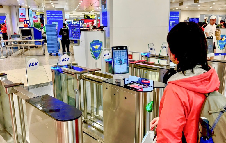 Bộ Xây dựng: Đặt mục tiêu 100% người sử dụng dịch vụ công trực tuyến được xác thực thông qua VNeID- Ảnh 1. Bộ Xây dựng: Đặt mục tiêu 100% người sử dụng dịch vụ công trực tuyến được xác thực thông qua VNeID- Ảnh 1.