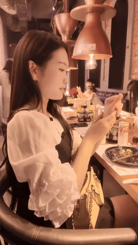 Tiểu thư Doãn Hải My - vợ Đoàn Văn Hậu - lên tiếng về tình tiết khiến netizen nghi lục đục gia đình- Ảnh 3. Tiểu thư Doãn Hải My - vợ Đoàn Văn Hậu - lên tiếng về tình tiết khiến netizen nghi lục đục gia đình- Ảnh 3.