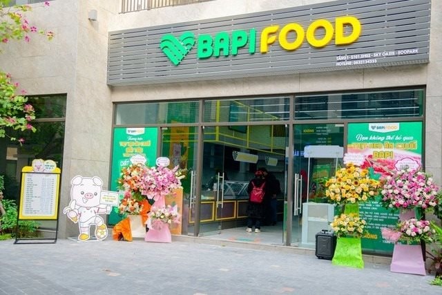 Sự biến mất của chuỗi cửa hàng heo ăn chuối - giấc mộng một thời của bầu Đức- Ảnh 1. Sự biến mất của chuỗi cửa hàng heo ăn chuối - giấc mộng một thời của bầu Đức- Ảnh 1.