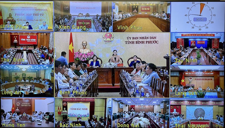 TỔNG THUẬT: Thủ tướng chủ trì phiên họp thứ 4 Ban chỉ đạo Trung ương về xóa nhà tạm, nhà dột nát- Ảnh 4. TỔNG THUẬT: Thủ tướng chủ trì phiên họp thứ 4 Ban chỉ đạo Trung ương về xóa nhà tạm, nhà dột nát- Ảnh 4.