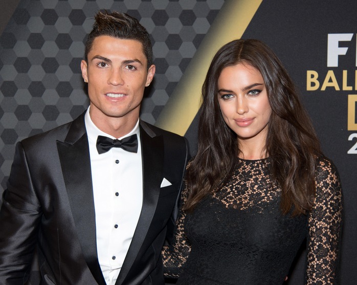 Siêu mẫu từng chia tay Ronaldo vì "bám váy mẹ" và một đêm mất luôn 11 triệu theo dõi, cuộc sống hiện tại ra sao?- Ảnh 2. Siêu mẫu từng chia tay Ronaldo vì "bám váy mẹ" và một đêm mất luôn 11 triệu theo dõi, cuộc sống hiện tại ra sao?- Ảnh 2.