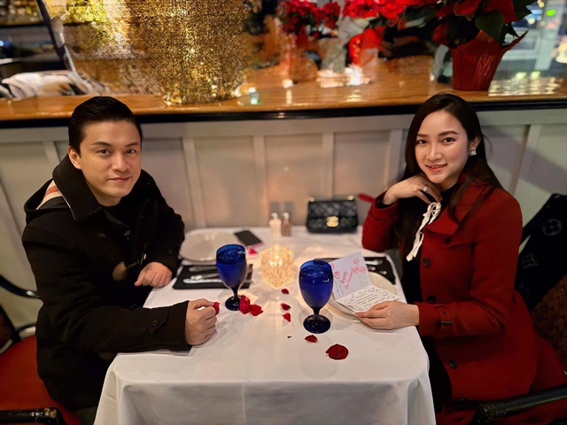 HOT: Lam Trường và vợ kém 17 tuổi bí mật đón con thứ 2- Ảnh 4. HOT: Lam Trường và vợ kém 17 tuổi bí mật đón con thứ 2- Ảnh 4.