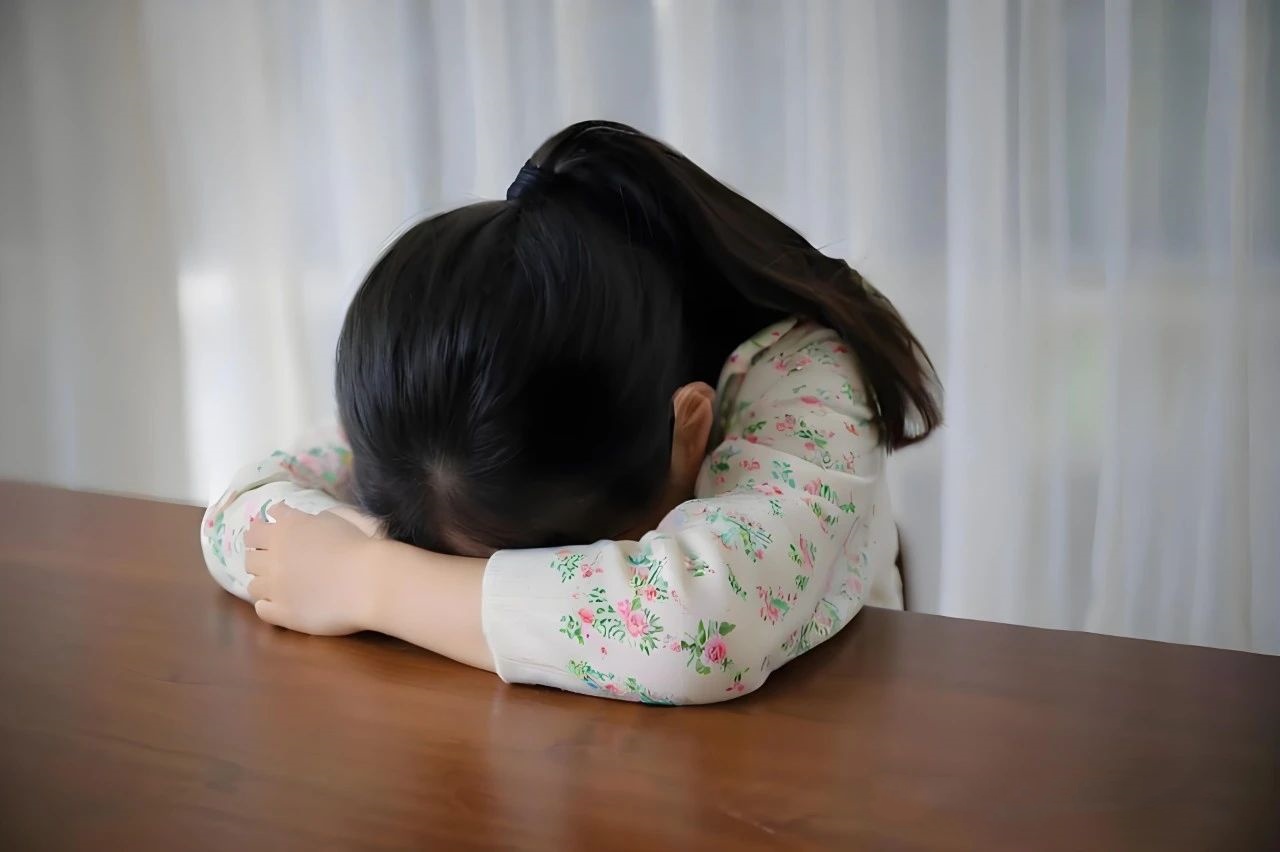 Phụ huynh sốc khi con giỏi, nhưng không có mục tiêu sống: "Chúng tôi đã bỏ quên điều gì?"- Ảnh 1. Phụ huynh sốc khi con giỏi, nhưng không có mục tiêu sống: "Chúng tôi đã bỏ quên điều gì?"- Ảnh 1.