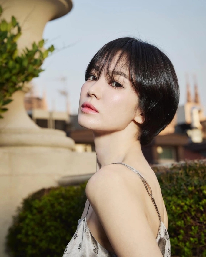 2 món ăn tốt ngang "botox tự nhiên" giúp Song Hye Kyo trẻ đẹp vượt thời gian ở tuổi 44: Ở Việt Nam vừa nhiều, vừa rẻ- Ảnh 1. 2 món ăn tốt ngang "botox tự nhiên" giúp Song Hye Kyo trẻ đẹp vượt thời gian ở tuổi 44: Ở Việt Nam vừa nhiều, vừa rẻ- Ảnh 1.