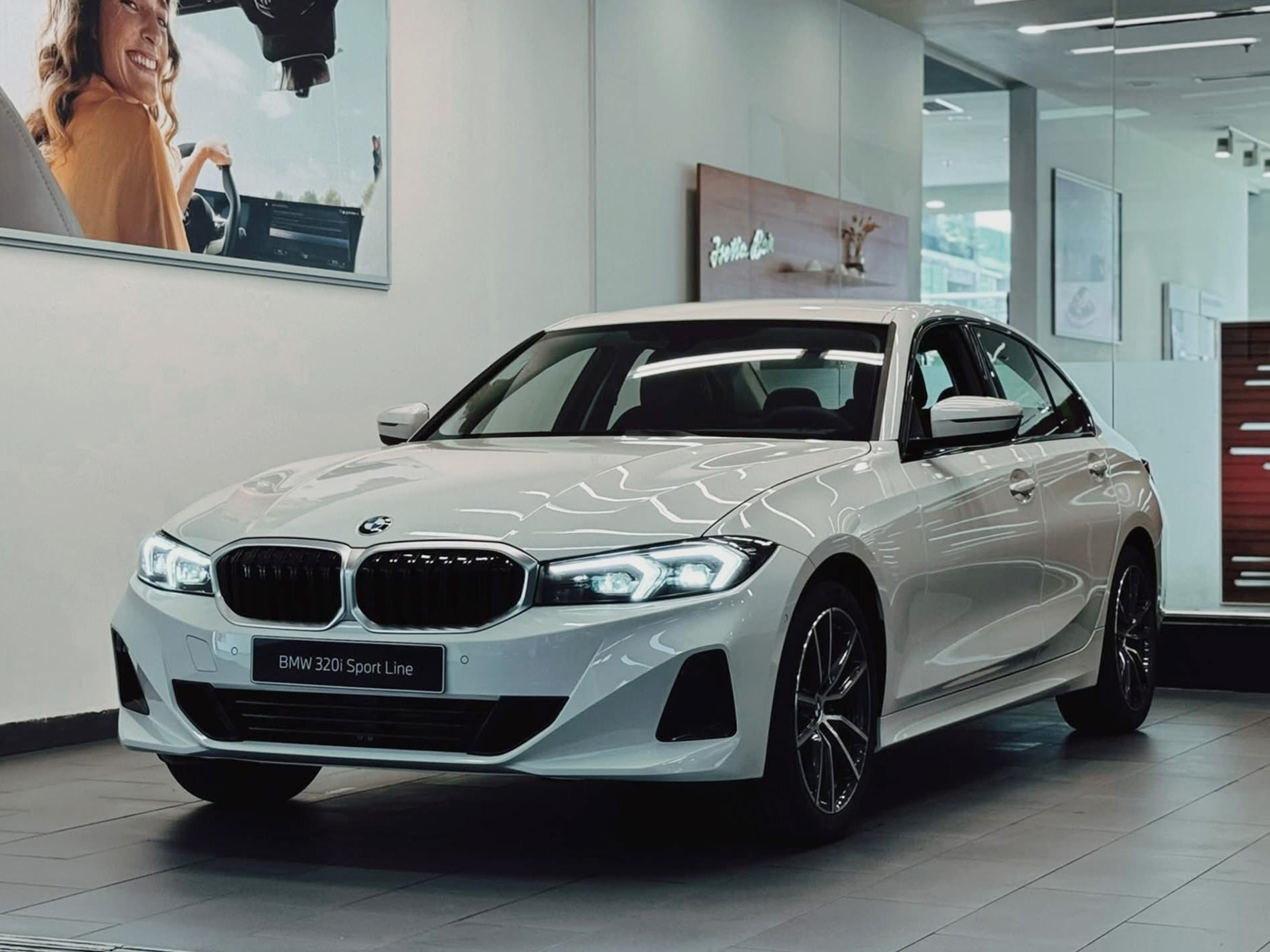 3 bản BMW 3 Series 2025 có giá tại đại lý: Từ 1,549 tỷ đồng, nâng cấp công nghệ nhưng cắt một thứ đắt tiền mà C-Class vừa thêm- Ảnh 1. 3 bản BMW 3 Series 2025 có giá tại đại lý: Từ 1,549 tỷ đồng, nâng cấp công nghệ nhưng cắt một thứ đắt tiền mà C-Class vừa thêm- Ảnh 1.