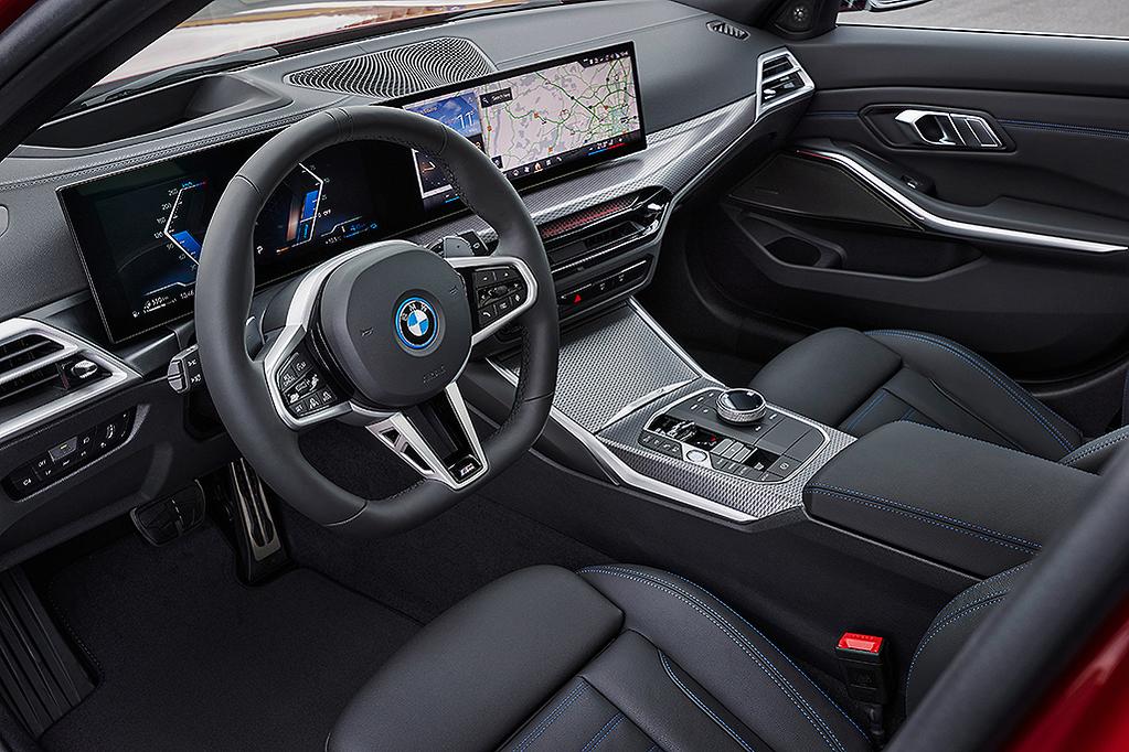 3 bản BMW 3 Series 2025 có giá tại đại lý: Từ 1,549 tỷ đồng, nâng cấp công nghệ nhưng cắt một thứ đắt tiền mà C-Class vừa thêm- Ảnh 8. 3 bản BMW 3 Series 2025 có giá tại đại lý: Từ 1,549 tỷ đồng, nâng cấp công nghệ nhưng cắt một thứ đắt tiền mà C-Class vừa thêm- Ảnh 8.