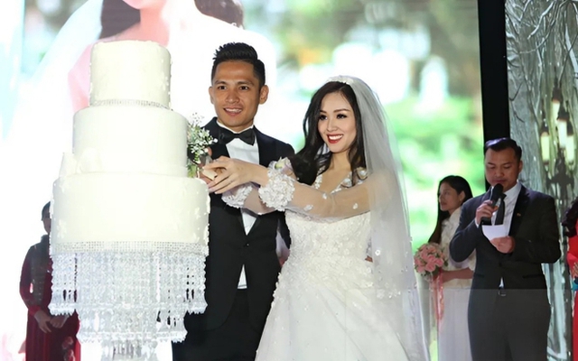 Hôn nhân của Tâm Tít và chồng giàu sáng rõ qua 1 bức ảnh- Ảnh 5. Hôn nhân của Tâm Tít và chồng giàu sáng rõ qua 1 bức ảnh- Ảnh 5.